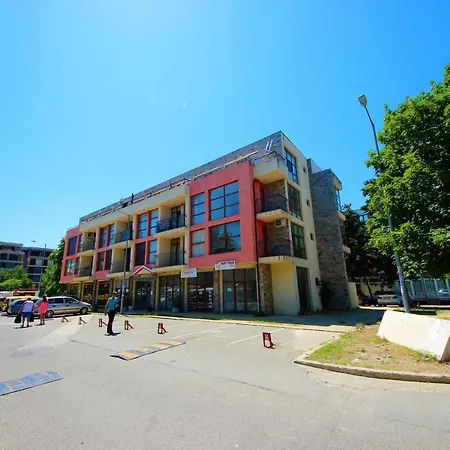 Apartment Menada Crystal Park