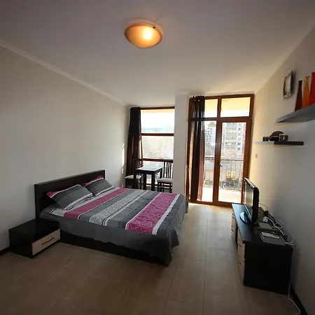 Apartment Menada Crystal Park *